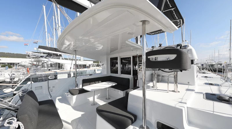 Lagoon 40