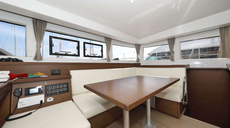 Lagoon 40