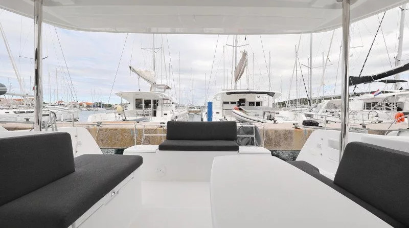 Lagoon 40
