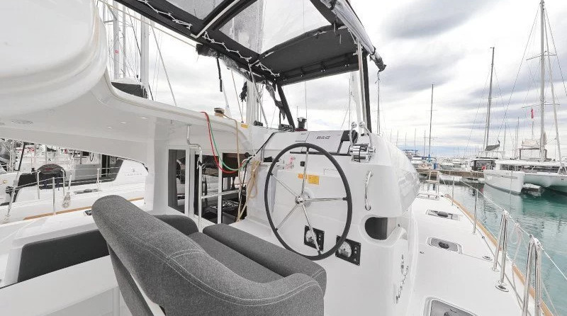 Lagoon 40