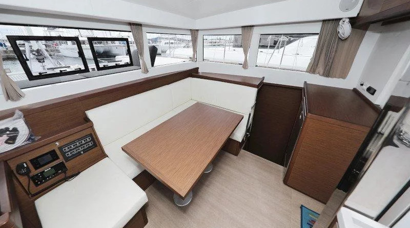 Lagoon 40