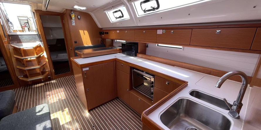 Bavaria Cruiser 51