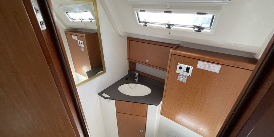 Bavaria Cruiser 51