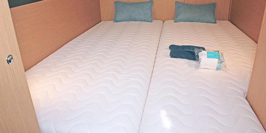 Beneteau Oceanis 38.1