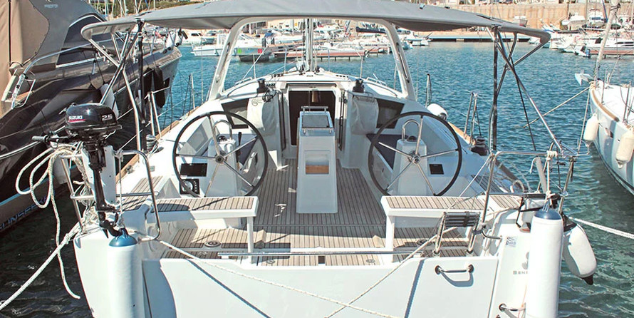 Beneteau Oceanis 38.1