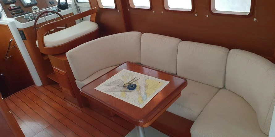 Beneteau Swift Trawler 42