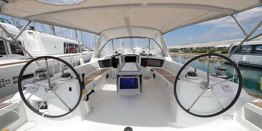 Oceanis 48-5