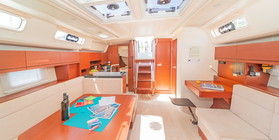 Hanse 458
