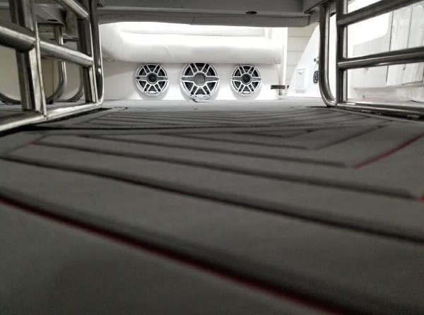 Fountain 38 Express Cruiser