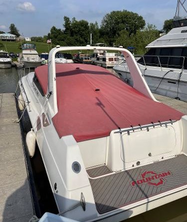 Fountain 38 Express Cruiser