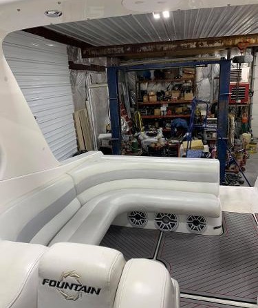 Fountain 38 Express Cruiser