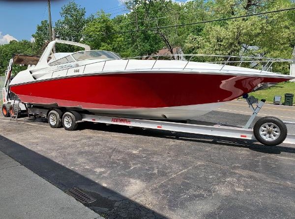 Fountain 38 Express Cruiser