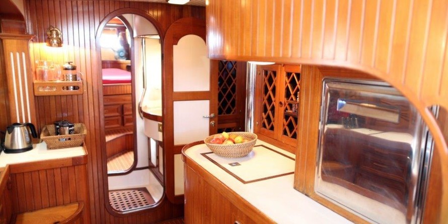 Scorpio 72