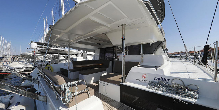 Fountaine Pajot Astrea 42