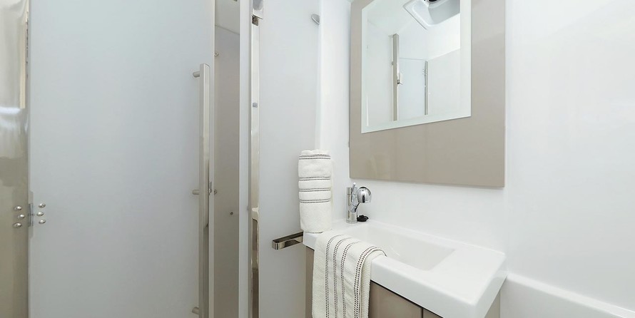 Fountaine Pajot Astrea 42