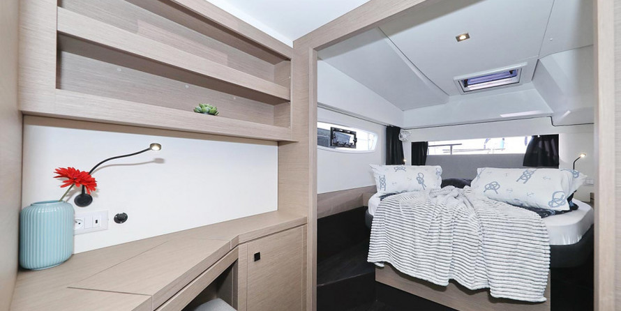 Fountaine Pajot Astrea 42