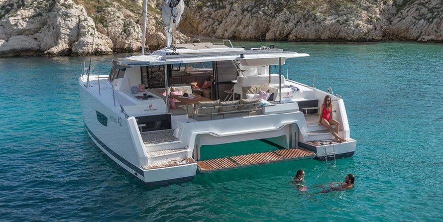 Fountaine Pajot Astrea 42