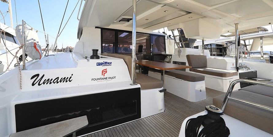 Fountaine Pajot Astrea 42