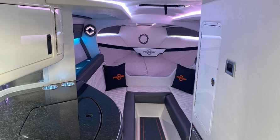 Fountain fountain 47 lightning