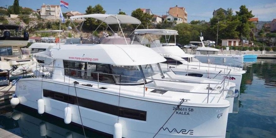 Fountaine Pajot MY 37