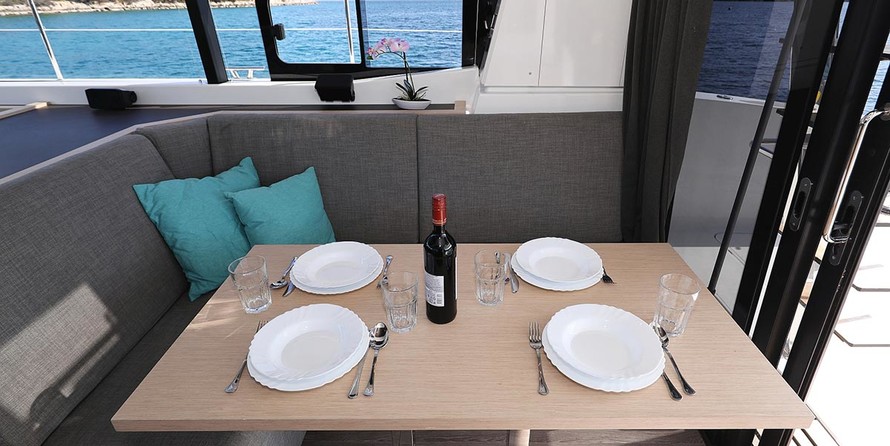 Fountaine Pajot MY 37