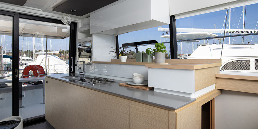 Fountaine Pajot MY 37