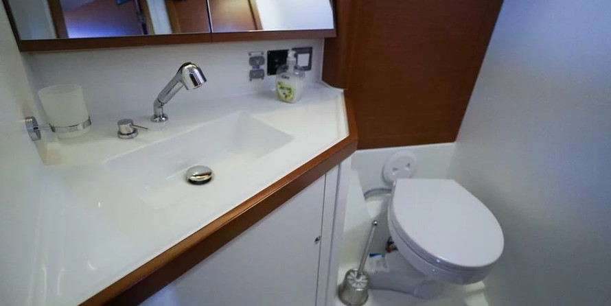 Beneteau Oceanis 46.1