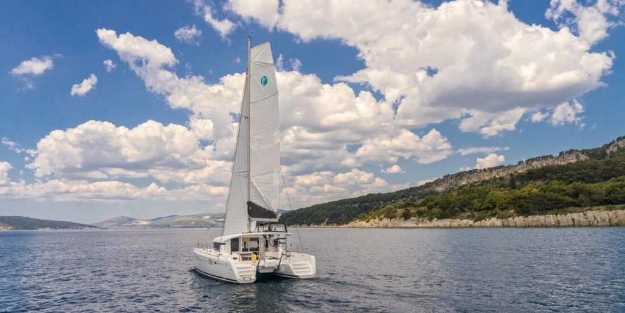 Lagoon 39