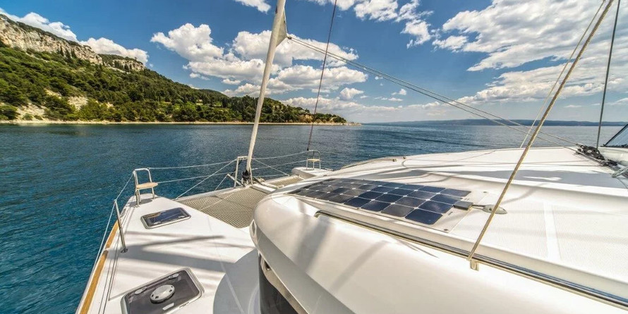 Lagoon 39