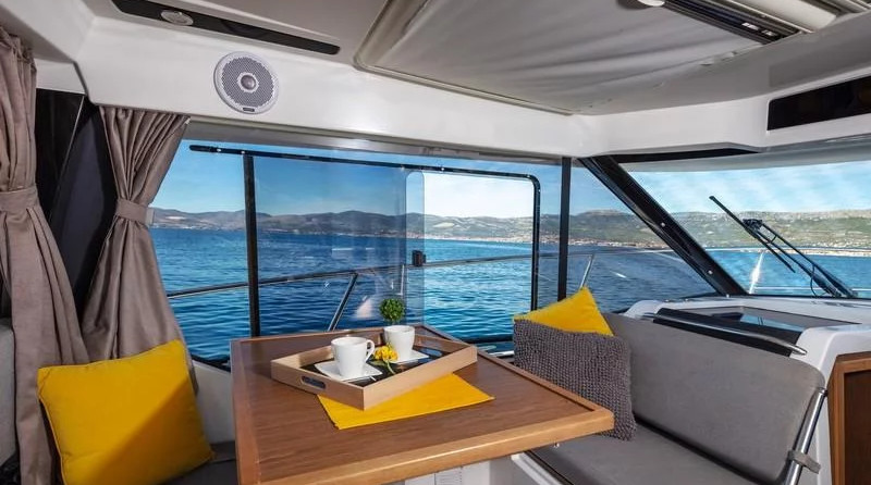 Jeanneau Merry Fisher 895