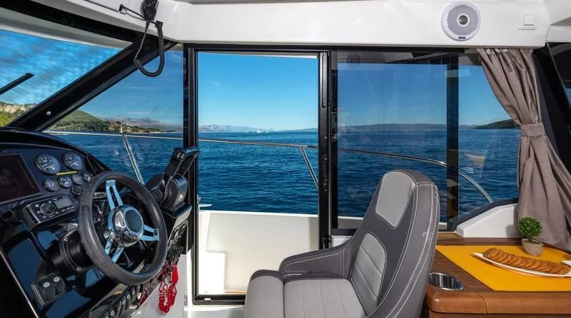 Jeanneau Merry Fisher 895
