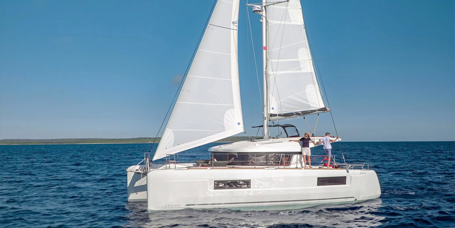Lagoon 40