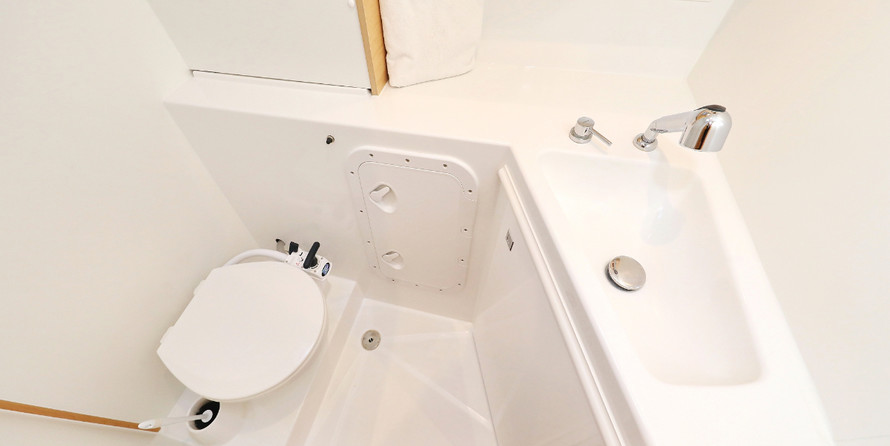 Lagoon 42 - 4 + 2 cab.