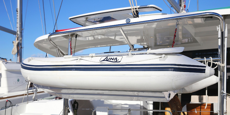 Lagoon 42 - 4 + 2 cab.