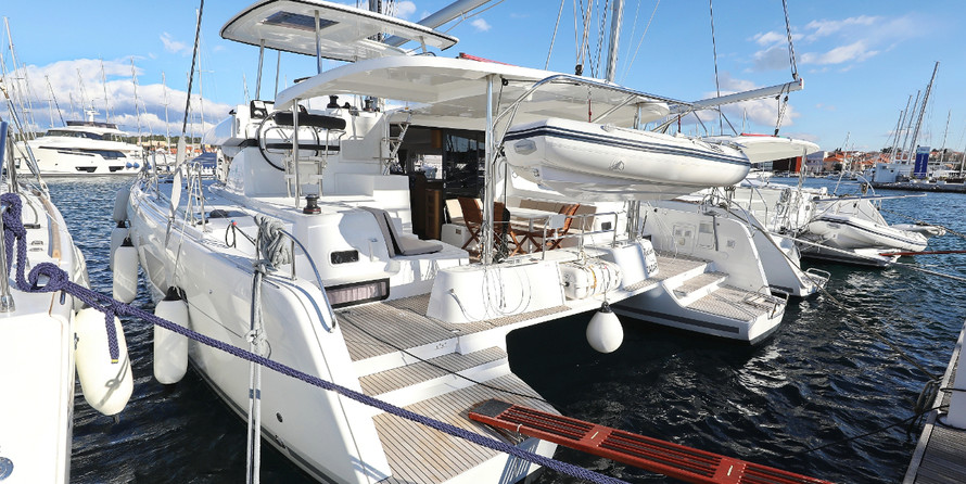 Lagoon 42 - 4 + 2 cab.