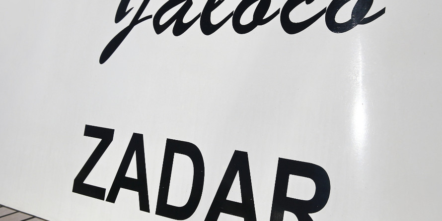 Lagoon 42 - 4 + 2 cab.