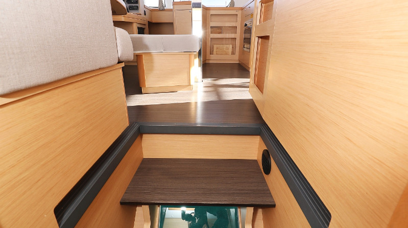 Lagoon 42 - 4 + 2 cab.