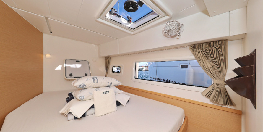 Lagoon 42 - 4 + 2 cab.