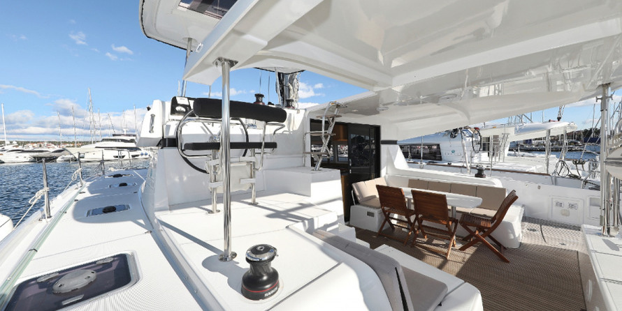 Lagoon 42 - 4 + 2 cab.