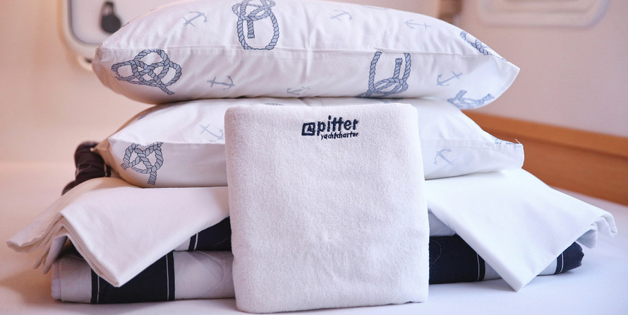 Lagoon 42 - 4 + 2 cab.