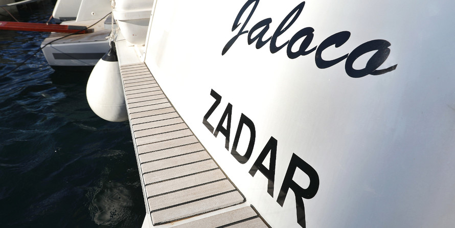 Lagoon 42 - 4 + 2 cab.