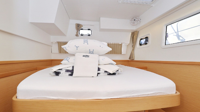 Lagoon 42 - 4 + 2 cab.