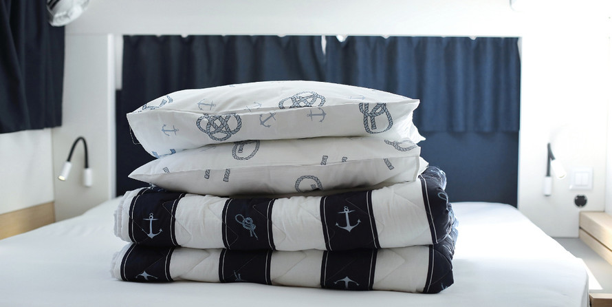 Fountaine Pajot Astréa 42