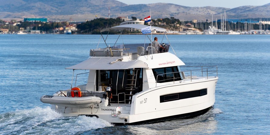 Fountaine Pajot MY 37