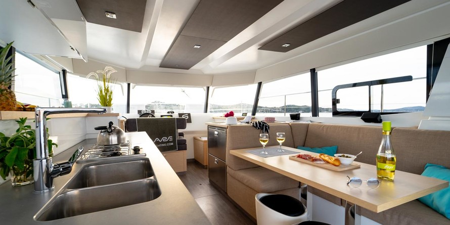 Fountaine Pajot MY 37