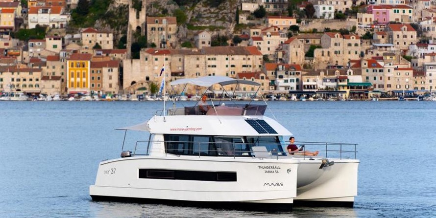 Fountaine Pajot MY 37