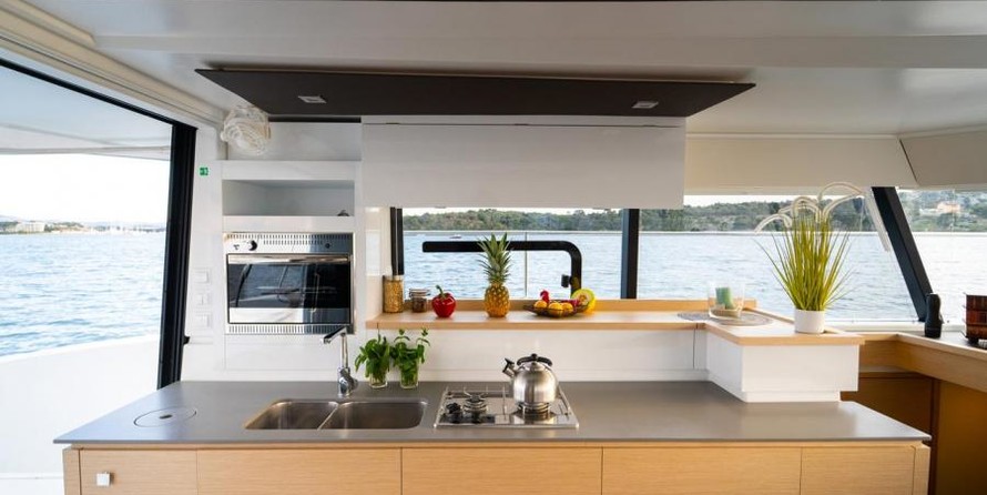 Fountaine Pajot MY 37