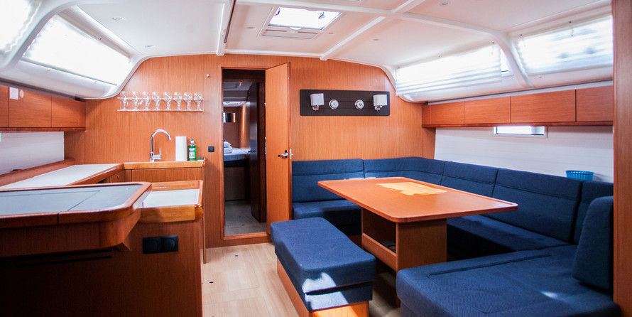 Bavaria Cruiser 51