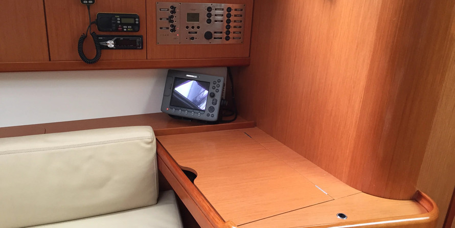 Oceanis 43