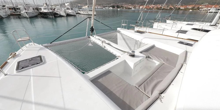 Lagoon 450 F